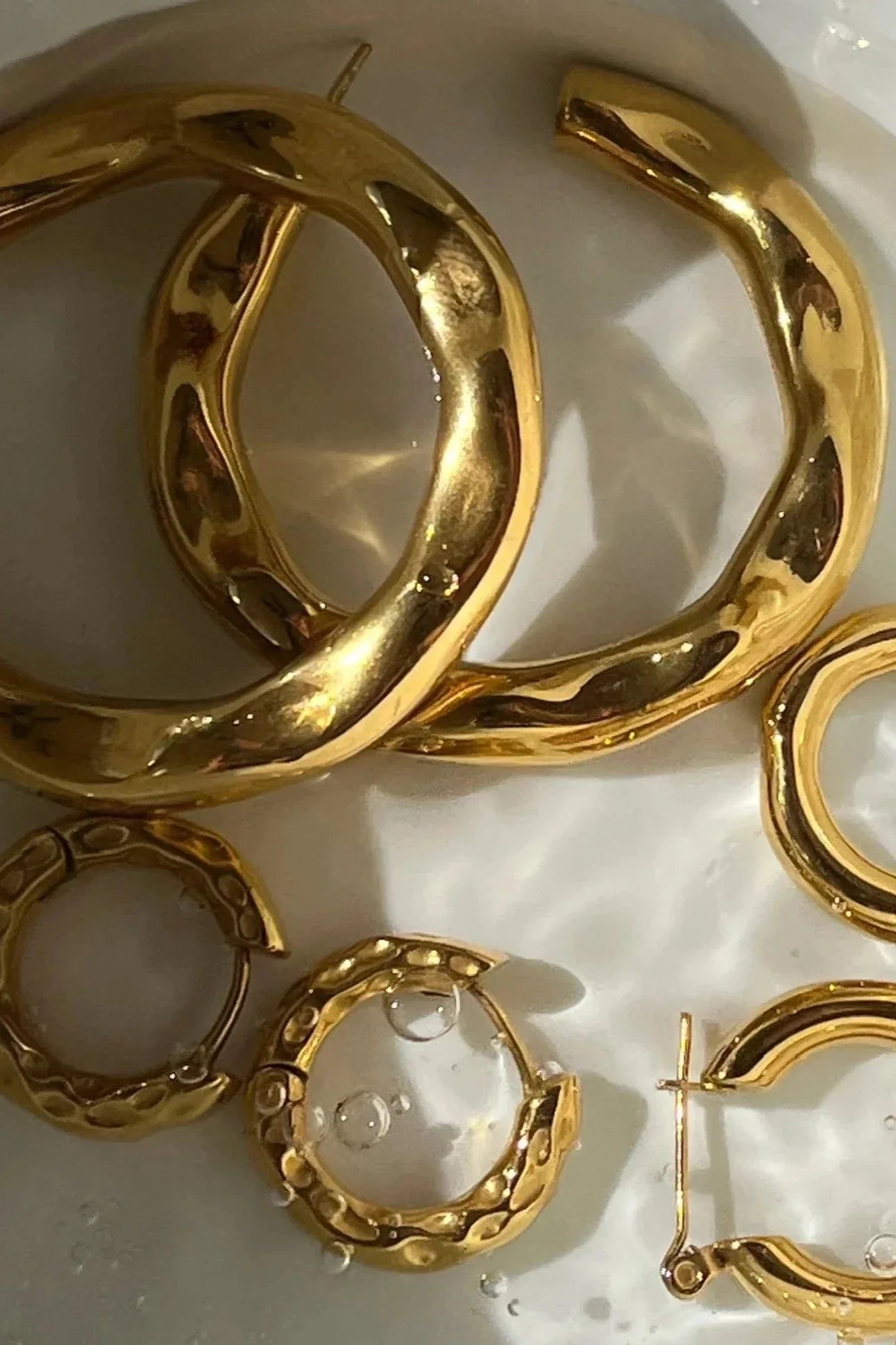 18k Astrid Hammered Hoop Earrings
