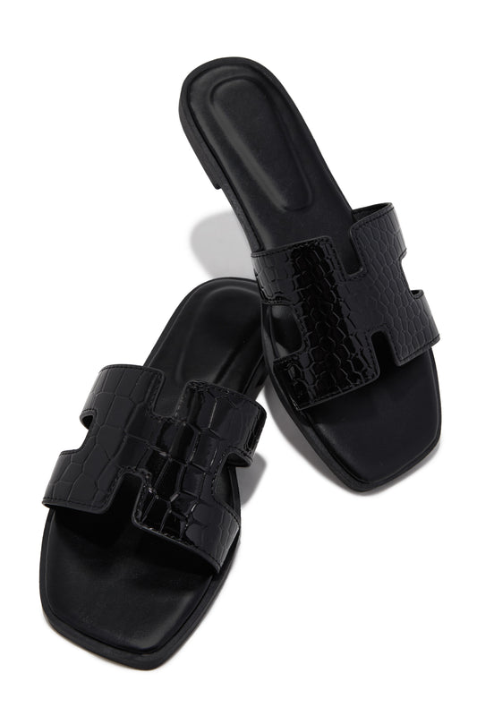 Elara Flat Slip On Sandals - Black Croc