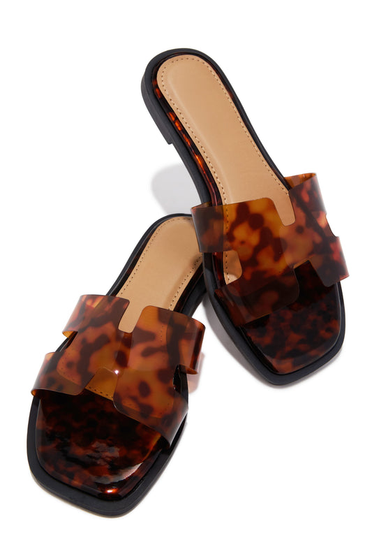 Amber Flat Slip On Sandals - Tortoise
